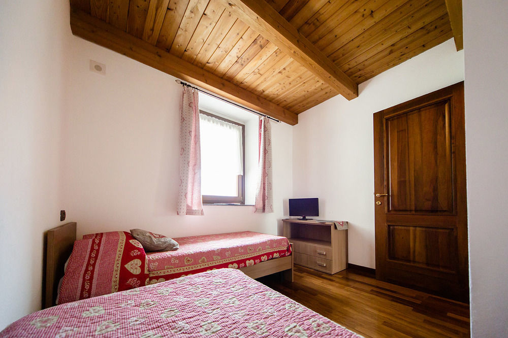 Relais Du Berger Hotel Гресан Екстериор снимка